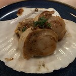 鉄板焼き八八 ワイン専門店 - 帆立バター