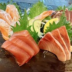 炭火串焼き 海鮮料理 燦々 - 