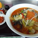 手打ち蕎麦しなの屋吉べぇ - 野菜ラーメン　ピリ辛ゴマ坦々風味