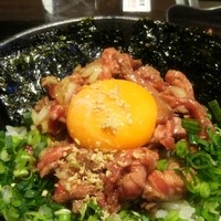 焼肉家 KAZU 神楽坂 - お肉アップ