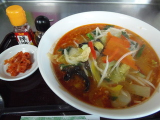 手打ち蕎麦しなの屋吉べぇ - 野菜ラーメン　ピリ辛ゴマ坦々風味