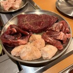 焼肉ホルモンべーす - 