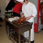 全聚德烤鸭店 - 北京ダック調理中