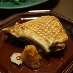 昭恋館 よ志のや - 生のカニが食べられないのですさまじく脂ののったブリカマをいただきました。魚がうますぎです。