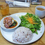 CAFE DINING VALORE. - 料理写真: