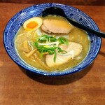 ラーメン・まぜそば 麺丸 - 麺丸しょうゆラーメン