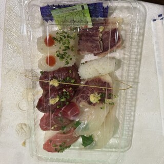 まぐろ問屋 仁井田商店_1