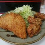 常連メニュー あじ・からあげ定食