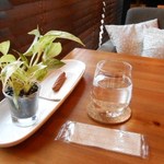 オレンチ カフェ - お出迎え