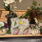 味の宿 花椿 - 料理写真:ヒラメ、鮑、カンパチ、サザエ、伊勢海老