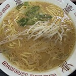 ミョンドンヤ - 豚骨醤油ラーメン
