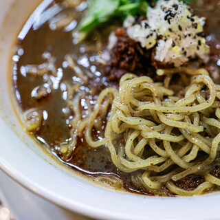 餃子と担々麺 吟_1