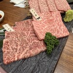 炭火焼肉 牛和鹿 - 
