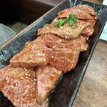 炭火焼肉 牛和鹿 - 