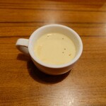 洋食屋 キッチンゴン - セットのスープ