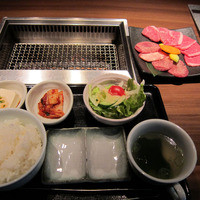 牛兵衛 草庵 池袋西口店 - 熟成牛タン&和牛焼肉