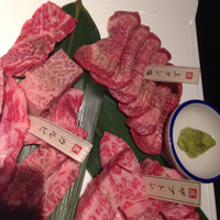 焼肉専科 肉の切り方 日本橋本店 - 