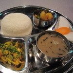 Sekuwa Corner - ベジタブル定食（ダルバート）