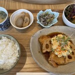 mizuna cafe & dining - 