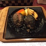 炭焼き溶岩ハンバーグ　牛匠 - A5溶岩ハンバーグ