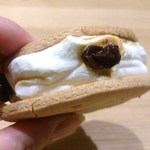 ロザンヌ洋菓子店 - サブレアイス　ラムレーズン