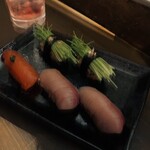ITA酒場 - 芽ねぎ、サーモン、ブリ。