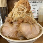 どでん - 「ラーメン小(200g)ニンニクどでんやさい増しあぶらどでん」¥1050+「豚増し」¥400+「生玉子」¥50