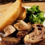 パーラー江古田 - 劇レアなレーズン酵母食パンの端っこでトーストセット