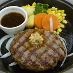 武蔵ハンバーグ - １００％ビーフ肉塊ハンバーグ（２００ｇ）税抜き８６０円