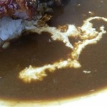 喫茶アリスの家 - ルーはフルーティーでほんのり効いたスパイスが後からピリッとやってきます！　とはいってもそれほど辛くはありません。