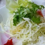 喫茶アリスの家 - ワンプレートでサラダもついています。