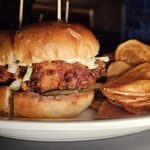 T.Y.HARBOR River Lounge - 
