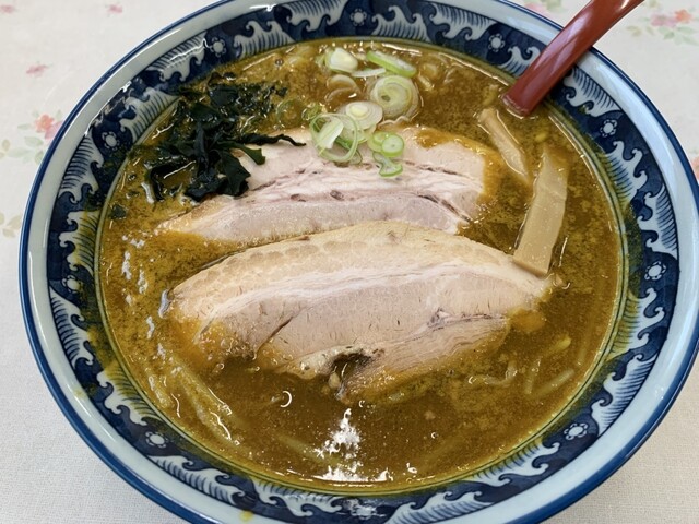 カレーらーめん じぇんとる麺 弥生店