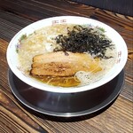 二星製麺所 - 背脂煮干し中華そば　950円