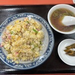 伊勢屋 - 