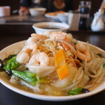 チャイナ飯店 - 海老焼きそば(1150円)