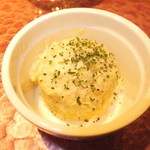 ブルックスカレー食堂 - 日替わりランチ　８００円　チーズたっぷりポテトサラダ　単品　価格　１２０円　【　２０１５年２月　】