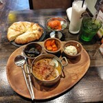 スパイス&創作酒場 MAD CHEFs - 