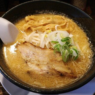 完熟ラーメン本丸_0