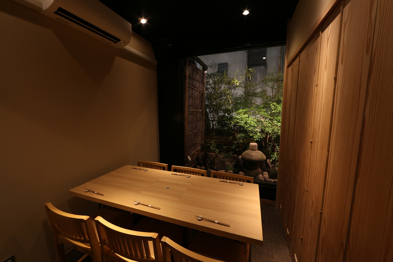 写真 : 円居-MADOy- 日比谷店 （マドイ） - 日比谷/鉄板焼き