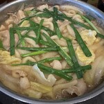 こまどりうどん - 料理写真:もつうどん
