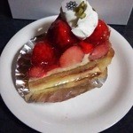 九二四四 - 苺タルト