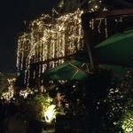 Riverside Terrace - テラスで生バンド演奏してします