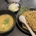濃厚鶏そば 晴壱 - 魚介醤油鶏つけそば＋トッピング白ねぎ
