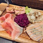 ラ・ブーシェリー・エ・ヴァン 肉屋のワイン食堂 - 