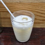 エピタフカレー - ランチセットドリンク
            ゆずはちみつラッシー　350円