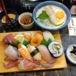 贅食家 千壽 - あたりまえランチ（全景）