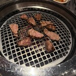 松阪牛一頭買い 大衆焼肉 松阪牛ホルモン - 