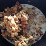 グリドン - 2015年2月：グラノーラ(\350)…ガリガリと固めのグラノーラで歯ごたえがあります