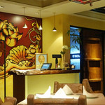 ベトナミーズ・シクロ - 蓮の花とホーチミン